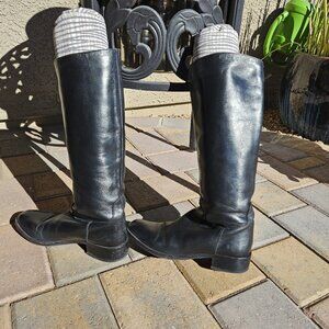 Women's black boots size 8 1/2